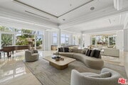 Photo - 360 Trousdale Pl House