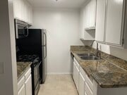 Photo - Roberts Rochester Apartments