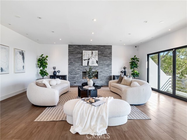 Photo - 2287 Sunset Plaza Dr