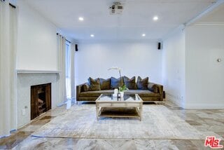 Building Photo - 1909 Pelham Ave