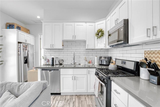 Photo - 7302 Woodley Ave