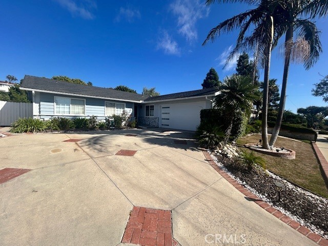 Building Photo - 28740 Lomo Dr