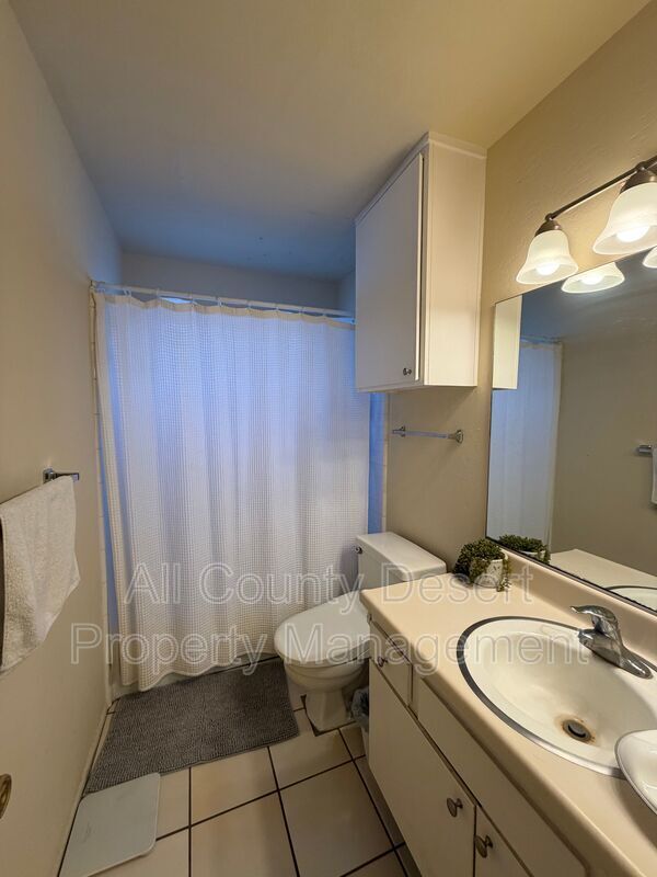 Photo - 550 El Cielo Rd Unit 2