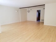 Dining area - 1909 Pelham Ave Unit 104