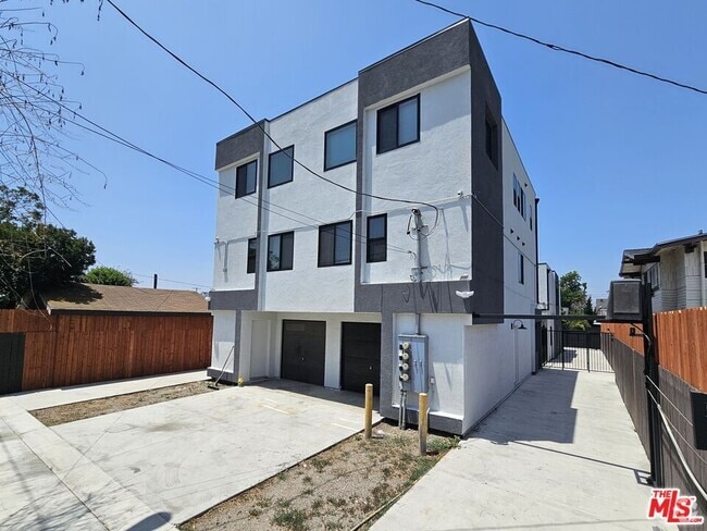 Building Photo - 4112 Normandie Ave Rental