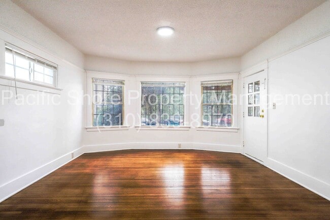 Photo - 2737 W 15th St Unit 2737
