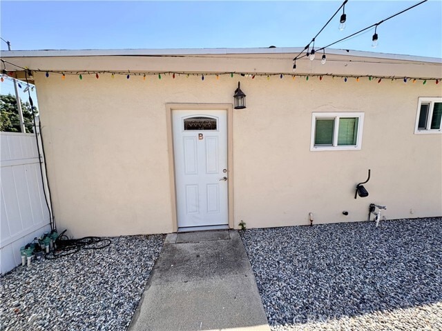 Building Photo - 1641 N Towne Ave