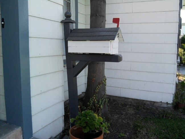 Photo - 8830 Underwood St