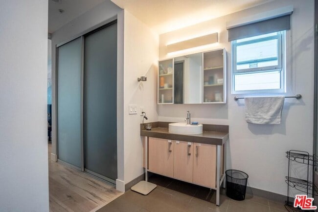 Photo - 1234 Wilshire Blvd Unit 330
