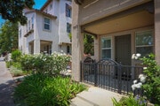 Photo - 720 S San Fernando Blvd Townhome