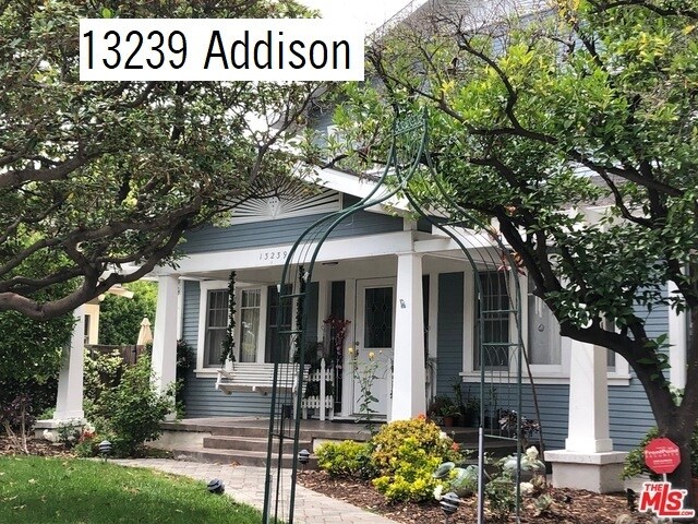 Building Photo - 13239 Addison St Rental