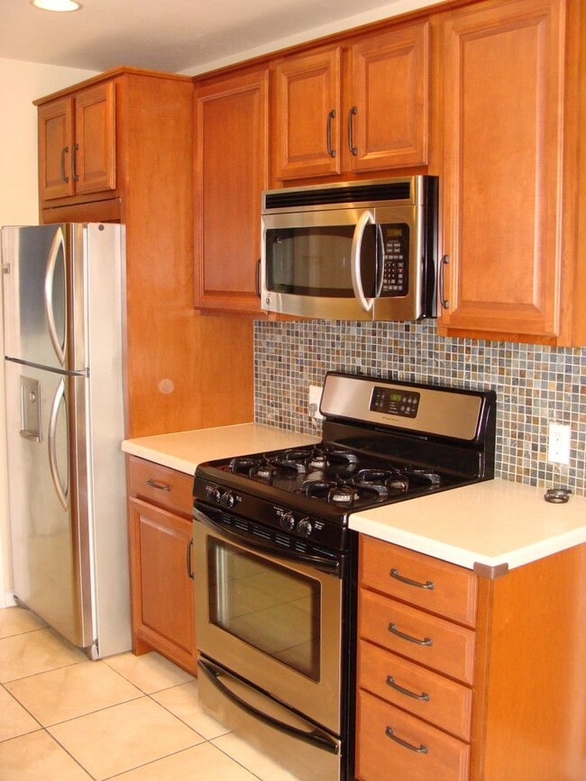 Building Photo - 8336 Dallas St