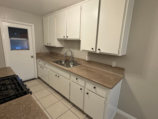 Sink - 830 St Louis Ave Unit One