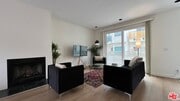 Photo - 807 21st St Unit 3