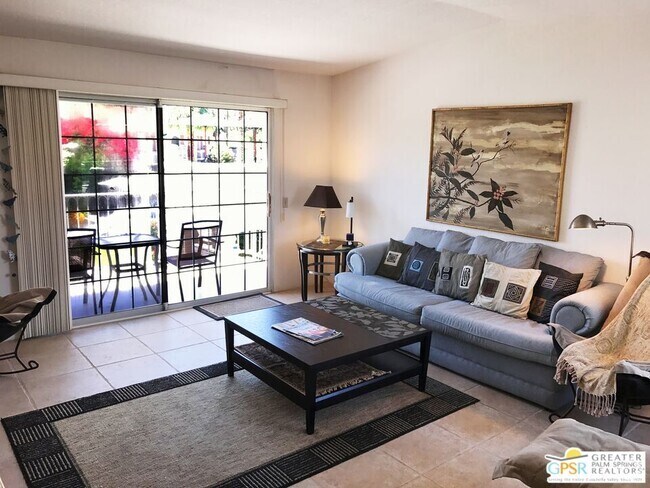 Building Photo - 2701 E Mesquite Ave Unit GG180 Rental