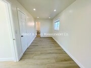 Photo - 2133 W Columbia St Apartment Unit B
