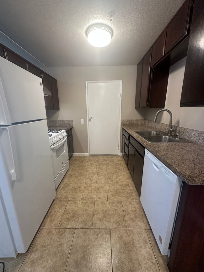 Photo - 17464 Upland Ave Unit 2A