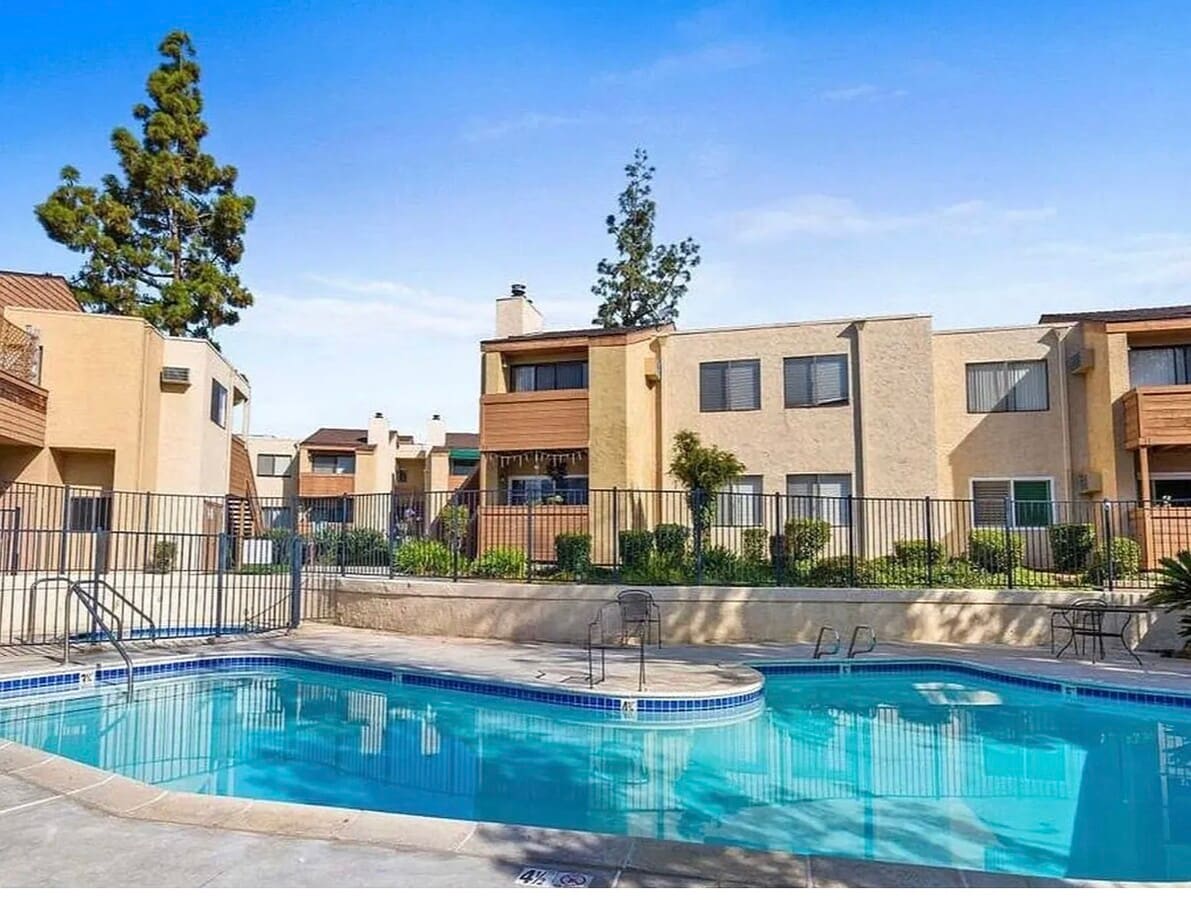 Photo - 2920 Briarwood Rd Unit C4