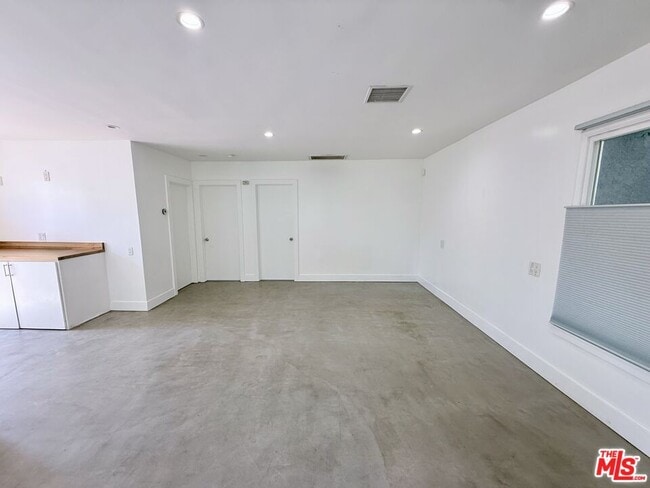 Photo - 4234 Verdugo Rd