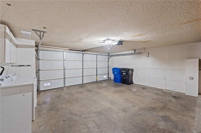 Photo - 9000 Vanalden Ave