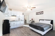 Photo - 2023 W 3rd St Apartment Unit 200