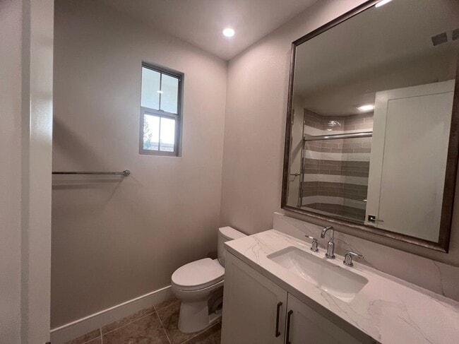 Photo - 128 Sugar Brush