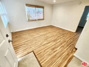 Photo - 947 Victoria Ave