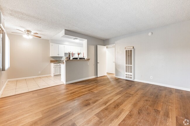 Photo - Rosemead Apartments