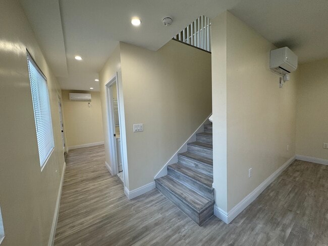 Photo - 756 Harps St