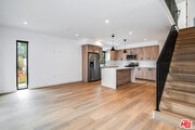 Photo - 6112 Meridian St