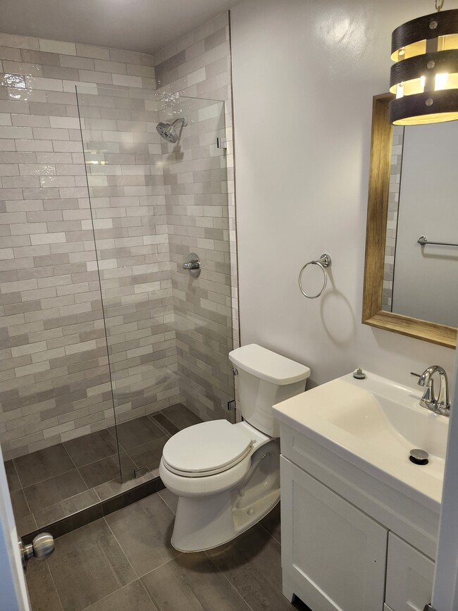 Photo - 10980 Palms Blvd