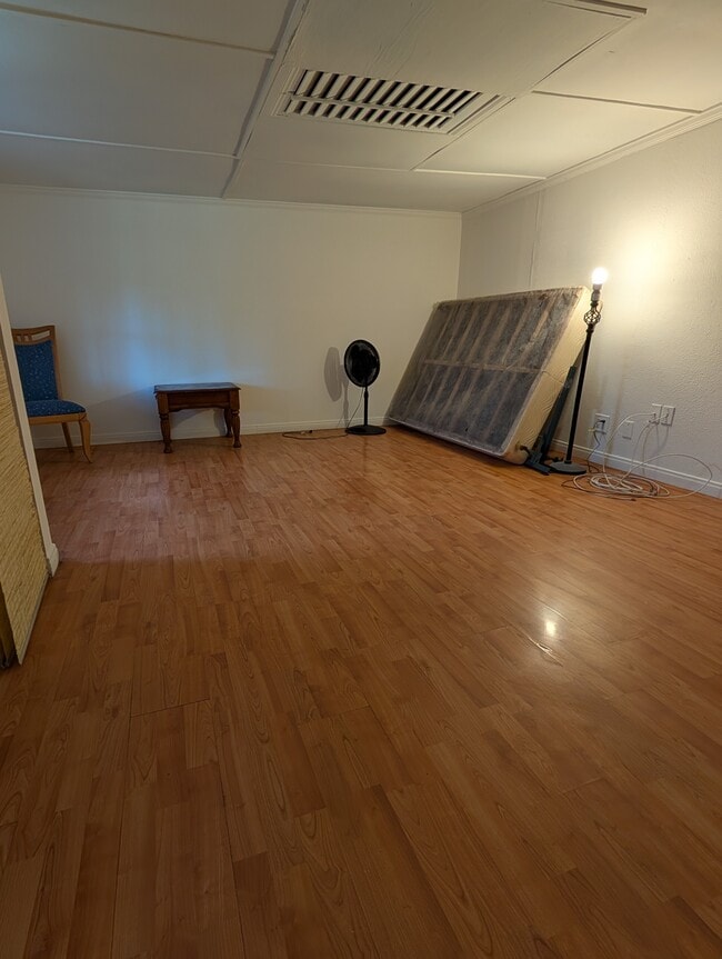 Main room - 7781 Bently Ave Unit A