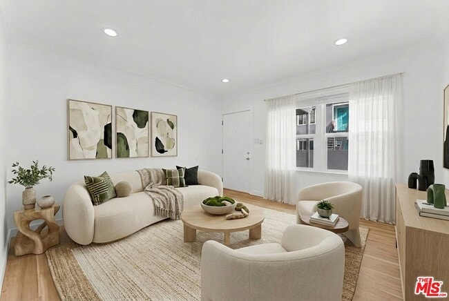 Building Photo - 2948 Exposition Blvd Unit 5