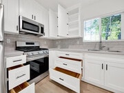 Photo - 16830 Killion St