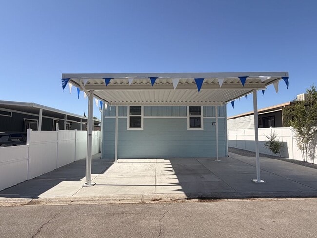 Building Photo - 20683 Waalew Rd