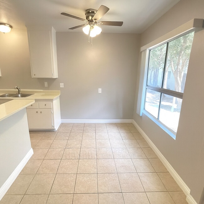 Photo - Lynwood Palms