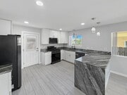 Photo - 2452 E Ingersoll St