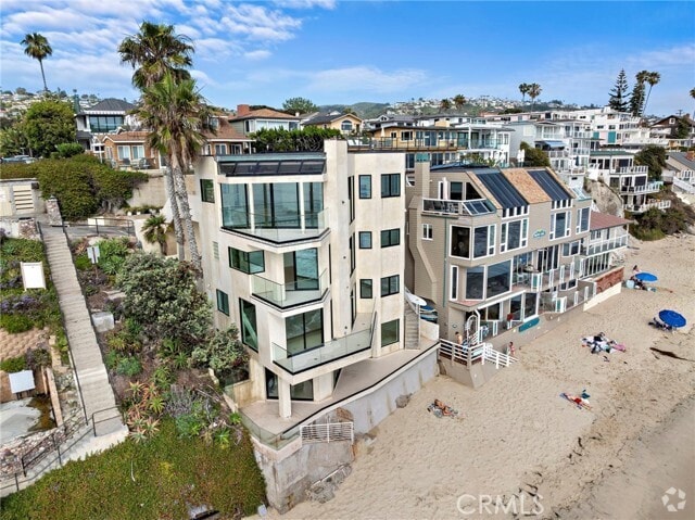 Building Photo - 715 Ocean Front Rental