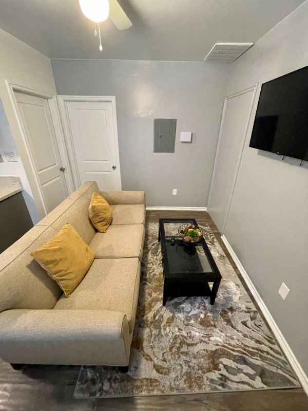 Photo - 2115 N Raymond Ave Unit 2109 Raymond