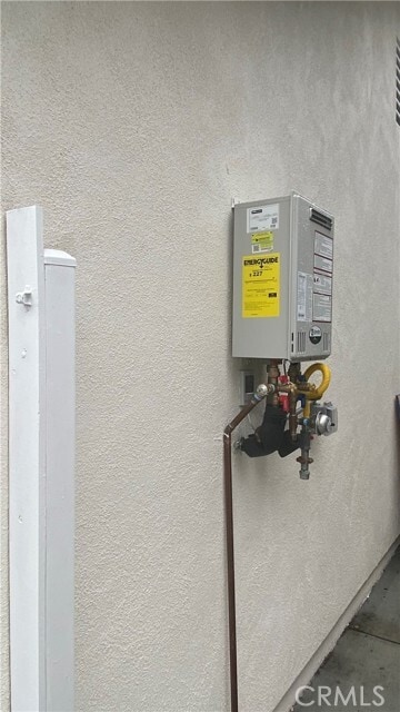 Photo - 15219 Burton St