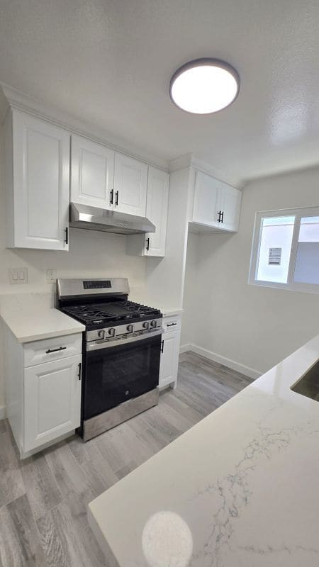 Photo - 1334 Engracia Ave