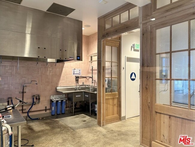 Photo - 12906 Venice Blvd.