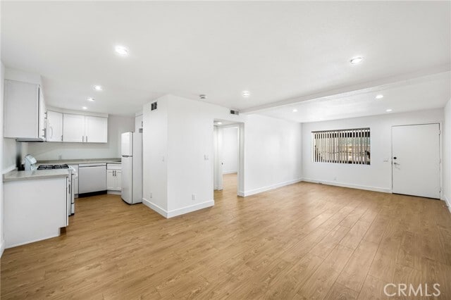 Building Photo - 1119 Linden Ave Unit A