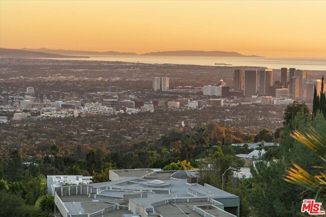 Photo - 1740 Carla Ridge