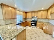 Photo - 2407 N Sycamore Ave