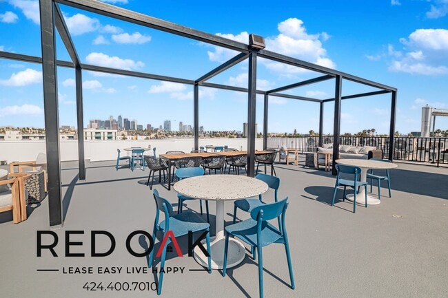 Photo - 1037 Dewey Ave Unit 304