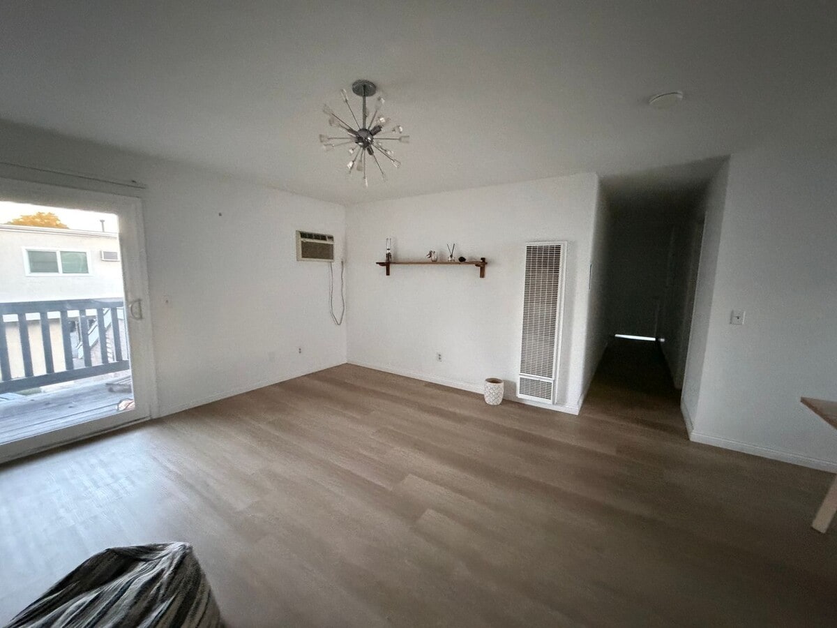 Photo - 18507 Vidora Dr Unit B