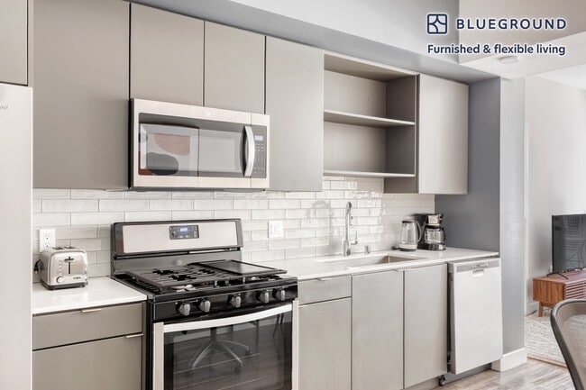 Photo - 6677 Santa Monica Blvd Unit FL4-ID723