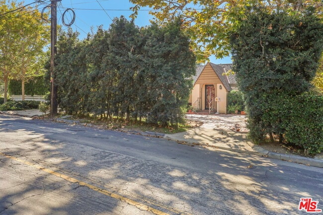 Photo - 555 S Westgate Ave