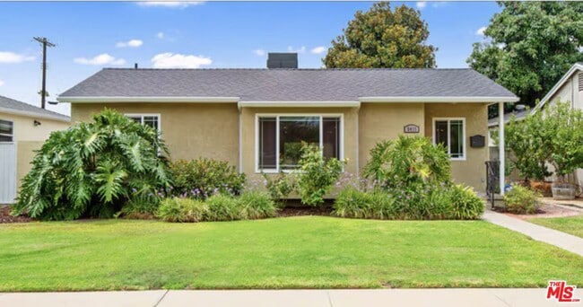 Photo - 5411 Willis Ave